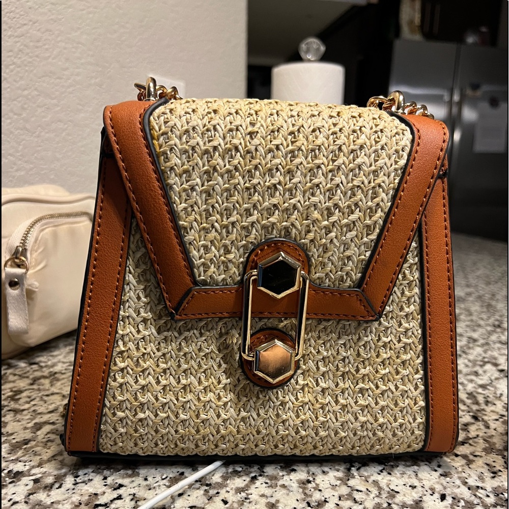 Yarn Shoulder Bag